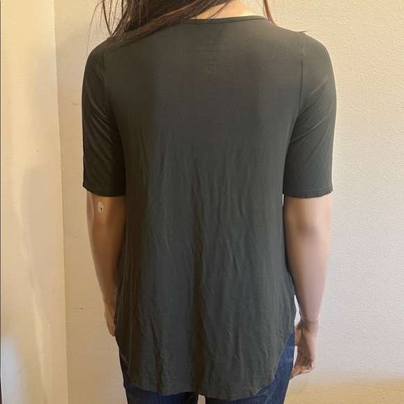 Torrid Super Soft Knits Gree Lace Tee Sz 2X - Picture 3 of 4